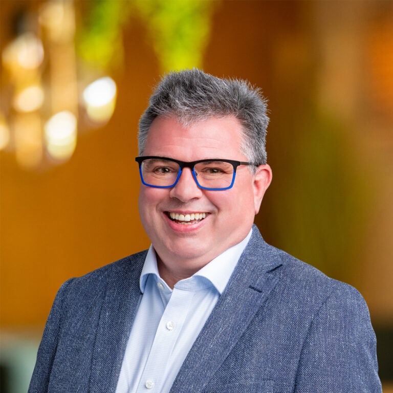 Alwin Mijnes, Medewerker Multi Bier